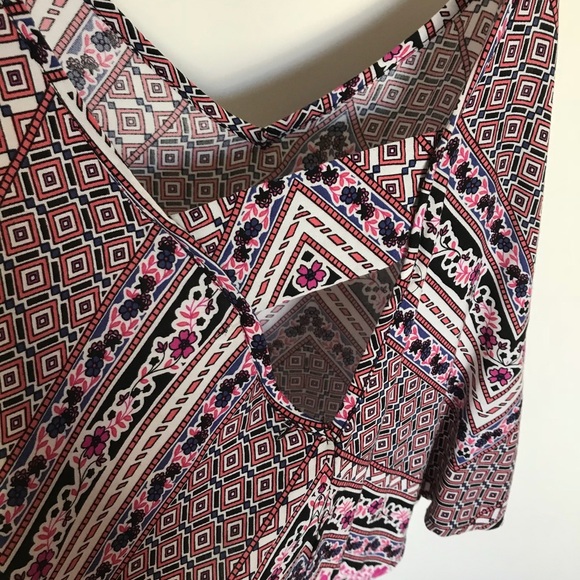 Cropped Spaghetti Strap Tank Top - Picture 3 of 3